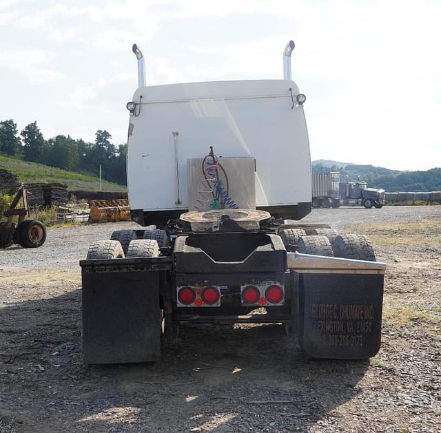 Image of Western Star 4900E equipment image 4