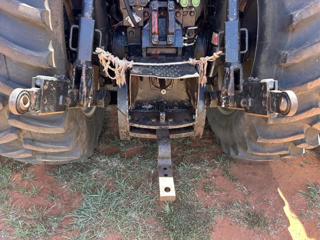 Image of White 8410 equipment image 4