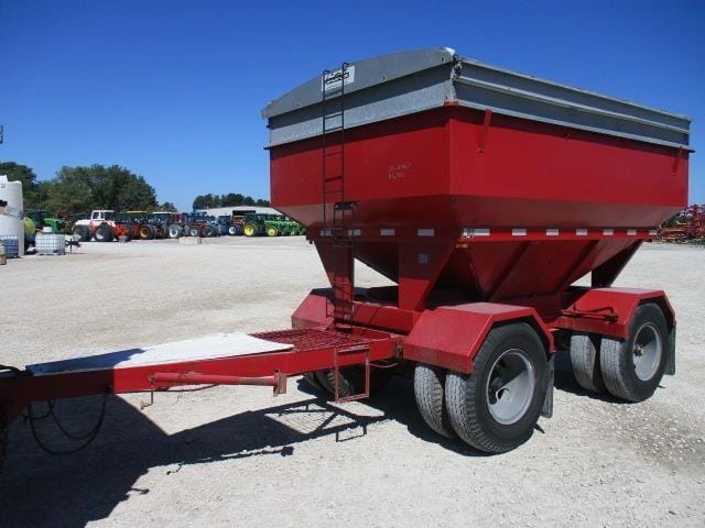 2000 Wright-Way Pup Trailer Equipment Image0