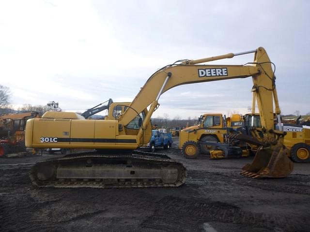 Image of John Deere 230LC equipment image 2