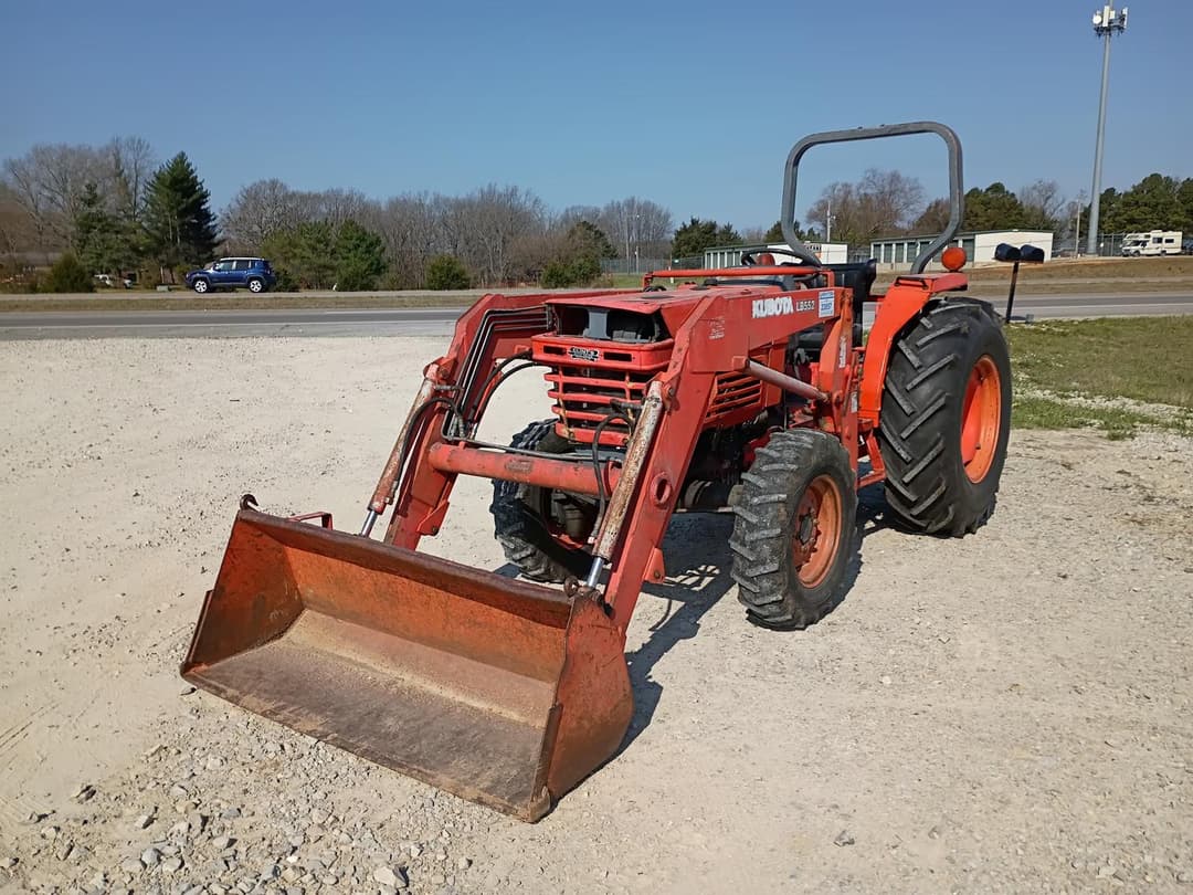 Image of Kubota L4300 Primary image