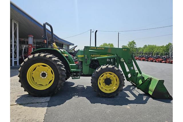 Image of John Deere 5310 equipment image 3