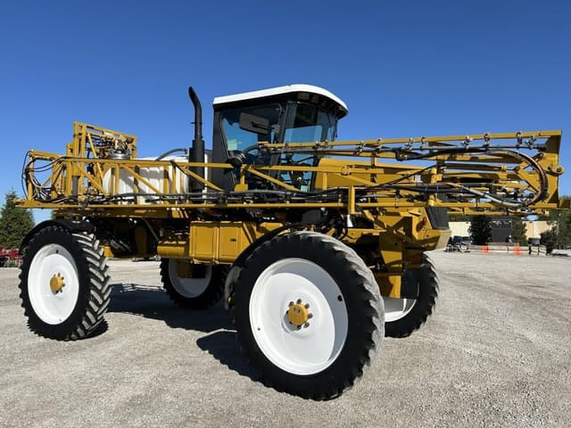 Image of Ag-Chem RoGator 854 equipment image 1