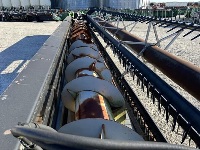 Image of AGCO 800 equipment image 4