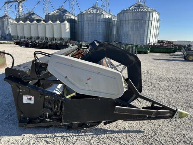 Image of AGCO 800 equipment image 3