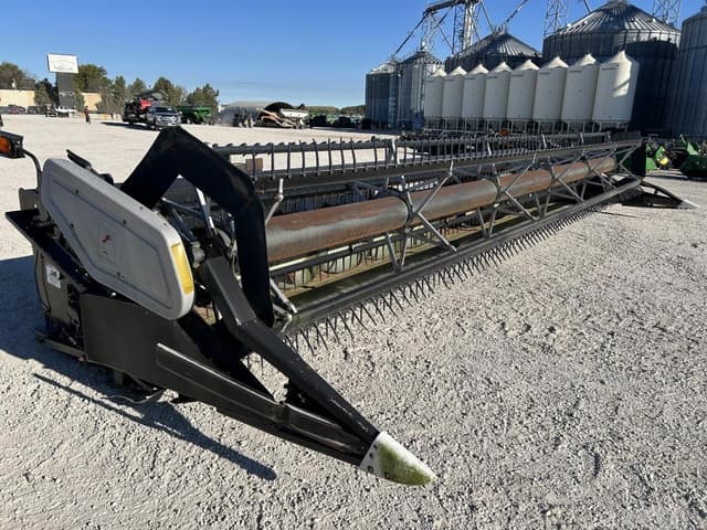 Image of AGCO 800 equipment image 2