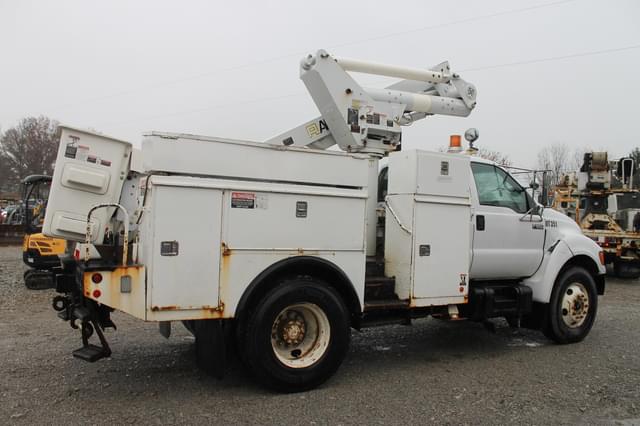 Image of Ford F-650 equipment image 1