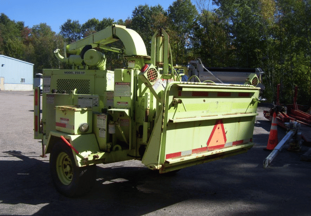 Image of Bandit 250XP equipment image 3