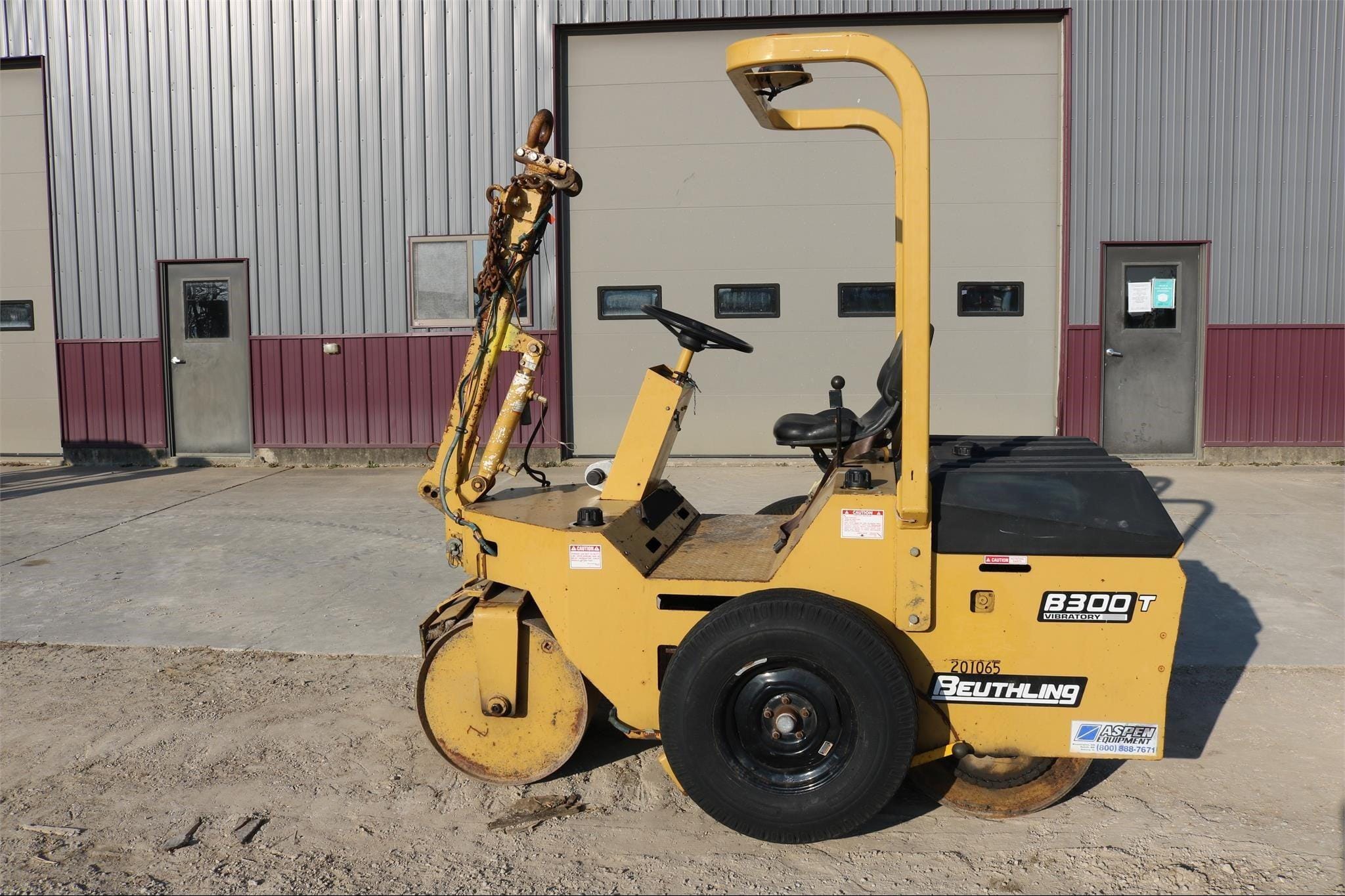 2001 Beuthling B300T Equipment Image0