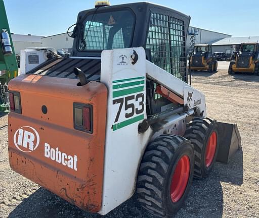 Image of Bobcat 753 equipment image 4