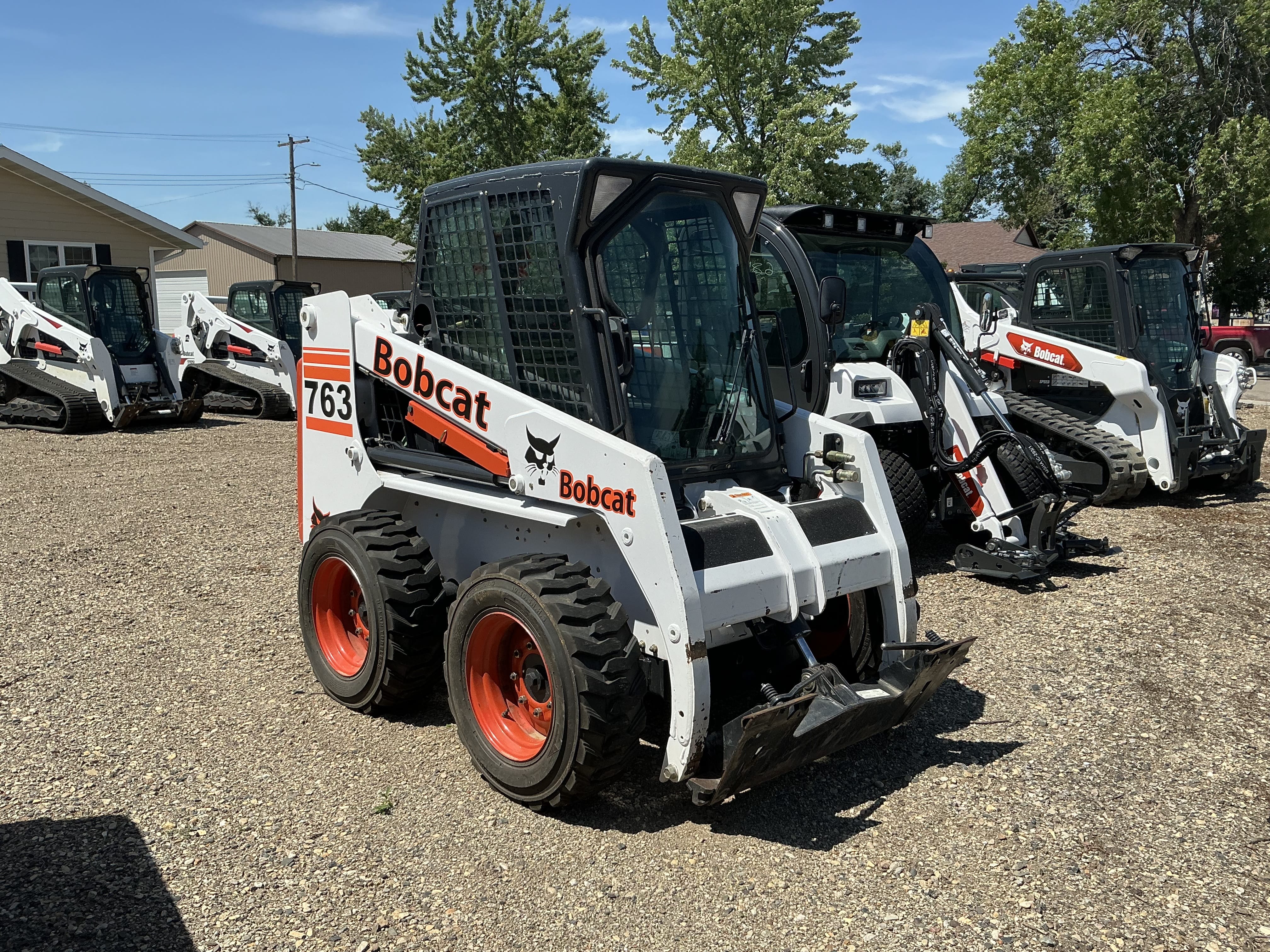 2001 Bobcat 763 Equipment Image0