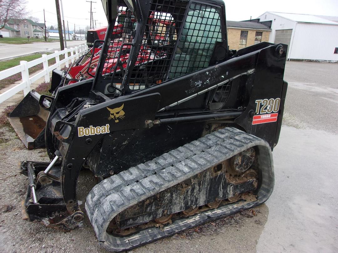 Image of Bobcat T200 Primary image