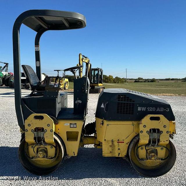 Image of Bomag BW120AD-3 equipment image 3