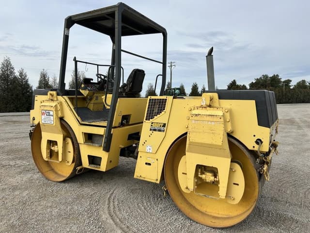 Image of Bomag BW141 equipment image 4