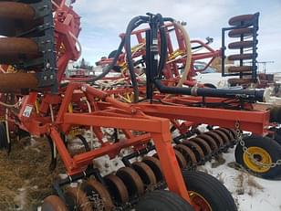 Main image Bourgault 5710 14