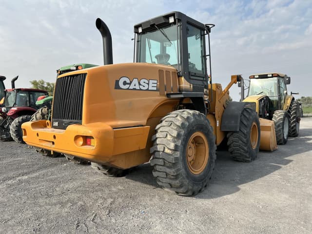 Image of Case 621D equipment image 1