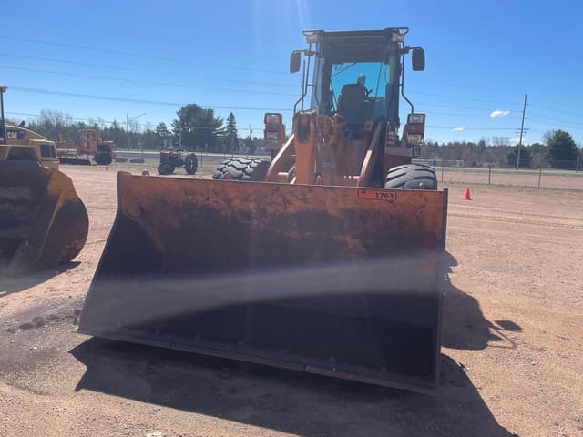 Image of Case 721C equipment image 1