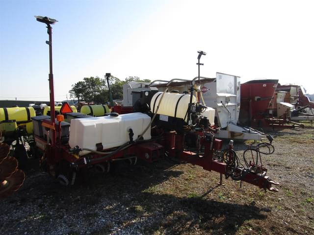 Image of Case IH 1200 equipment image 4