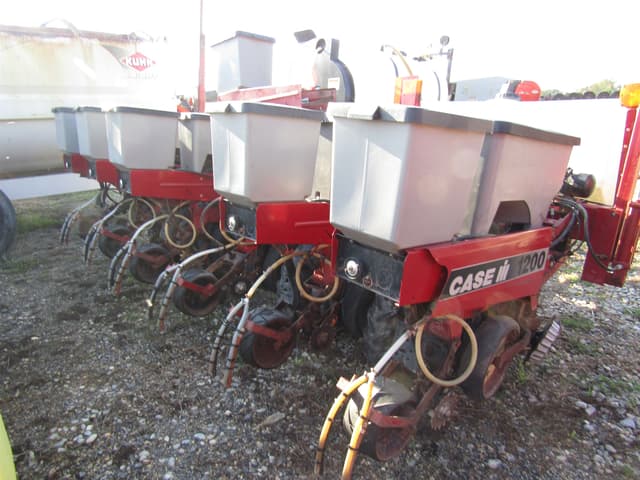 Image of Case IH 1200 equipment image 1