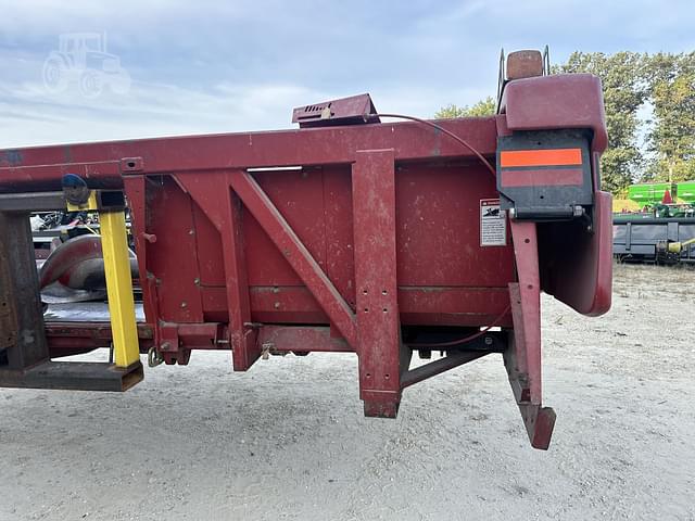 Image of Case IH 2206 equipment image 3