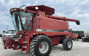 2001 Case IH 2366 Image