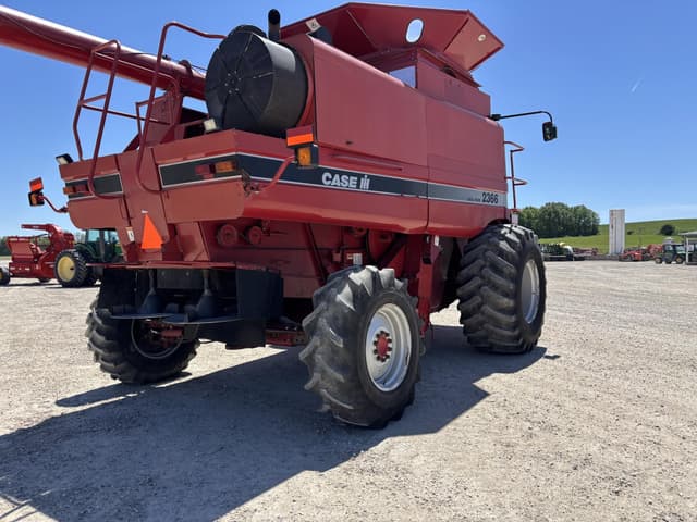 Image of Case IH 2366 equipment image 4