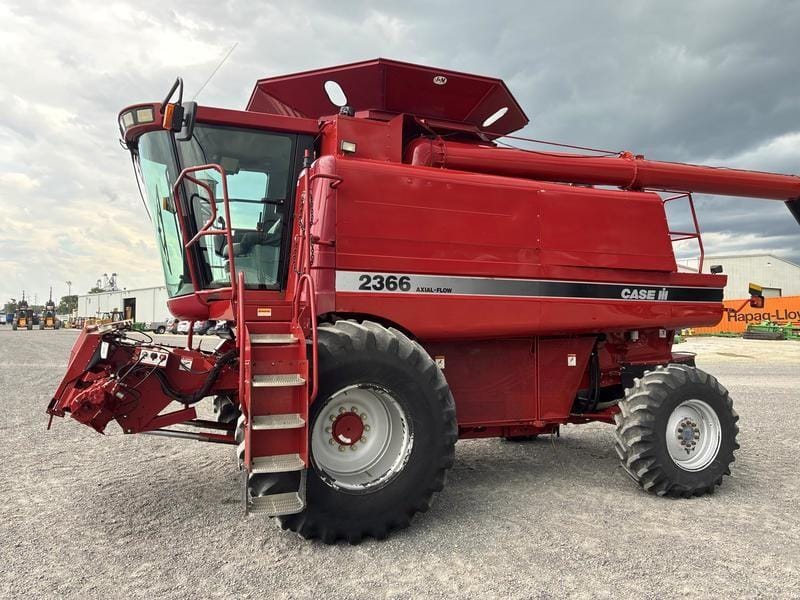 2001 Case IH 2366 Equipment Image0