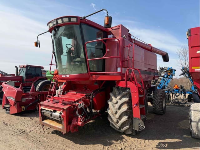 Image of Case IH 2388 equipment image 2