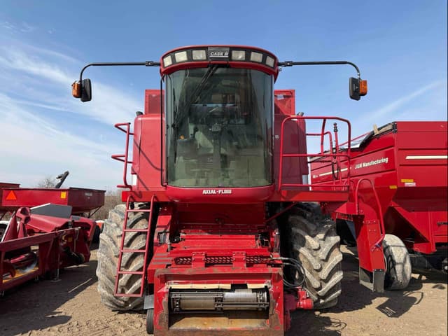 Image of Case IH 2388 equipment image 3