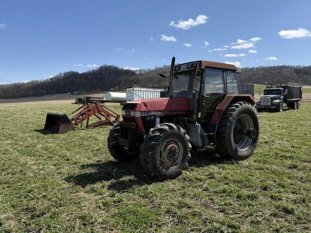 Image of Case IH 5240 equipment image 1
