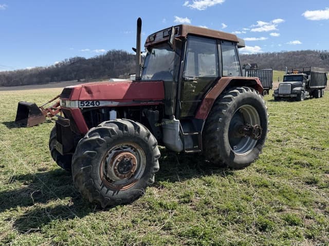 Image of Case IH 5240 equipment image 2