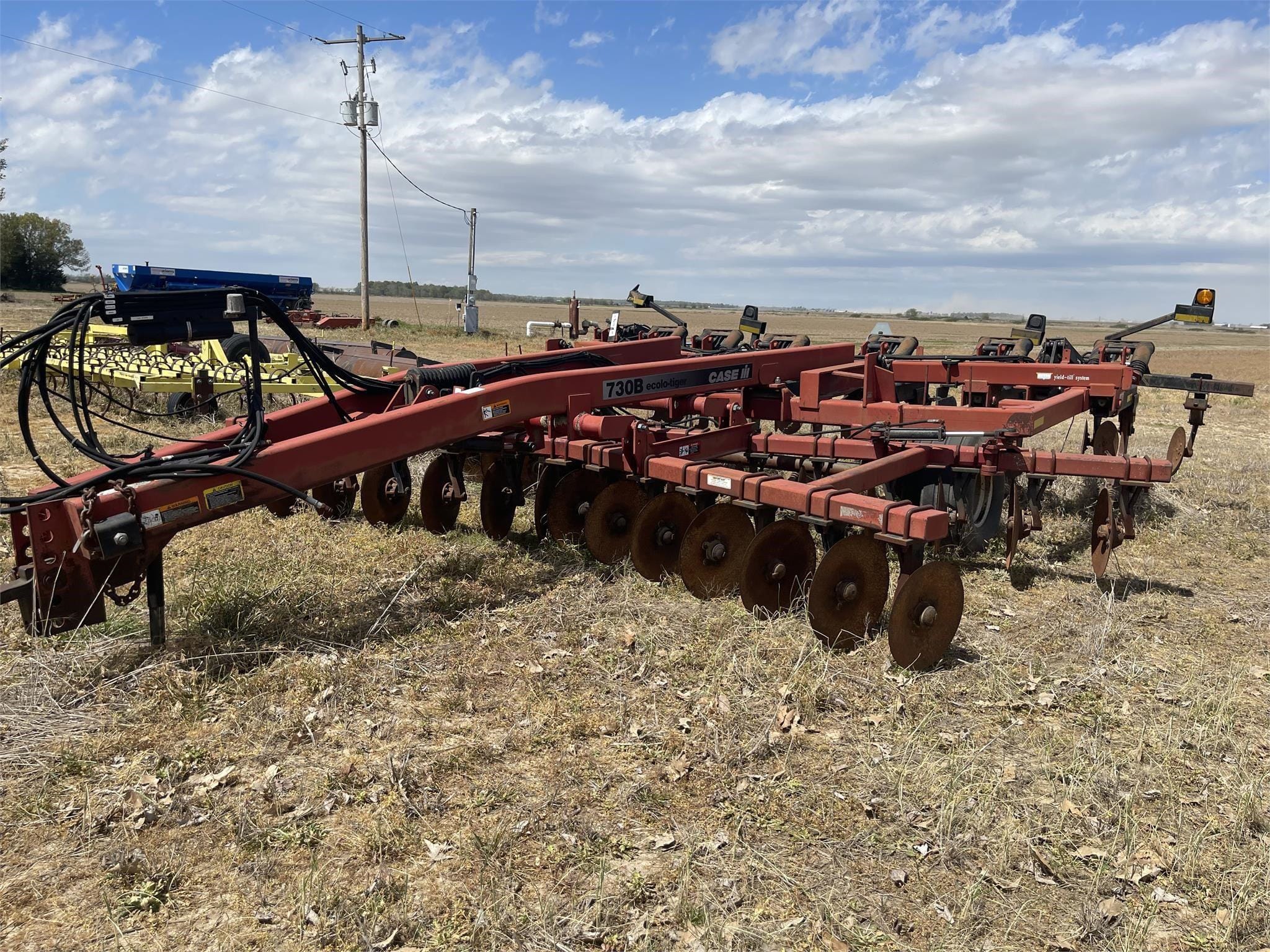 2001 Case IH Ecolo-Tiger 730B Equipment Image0