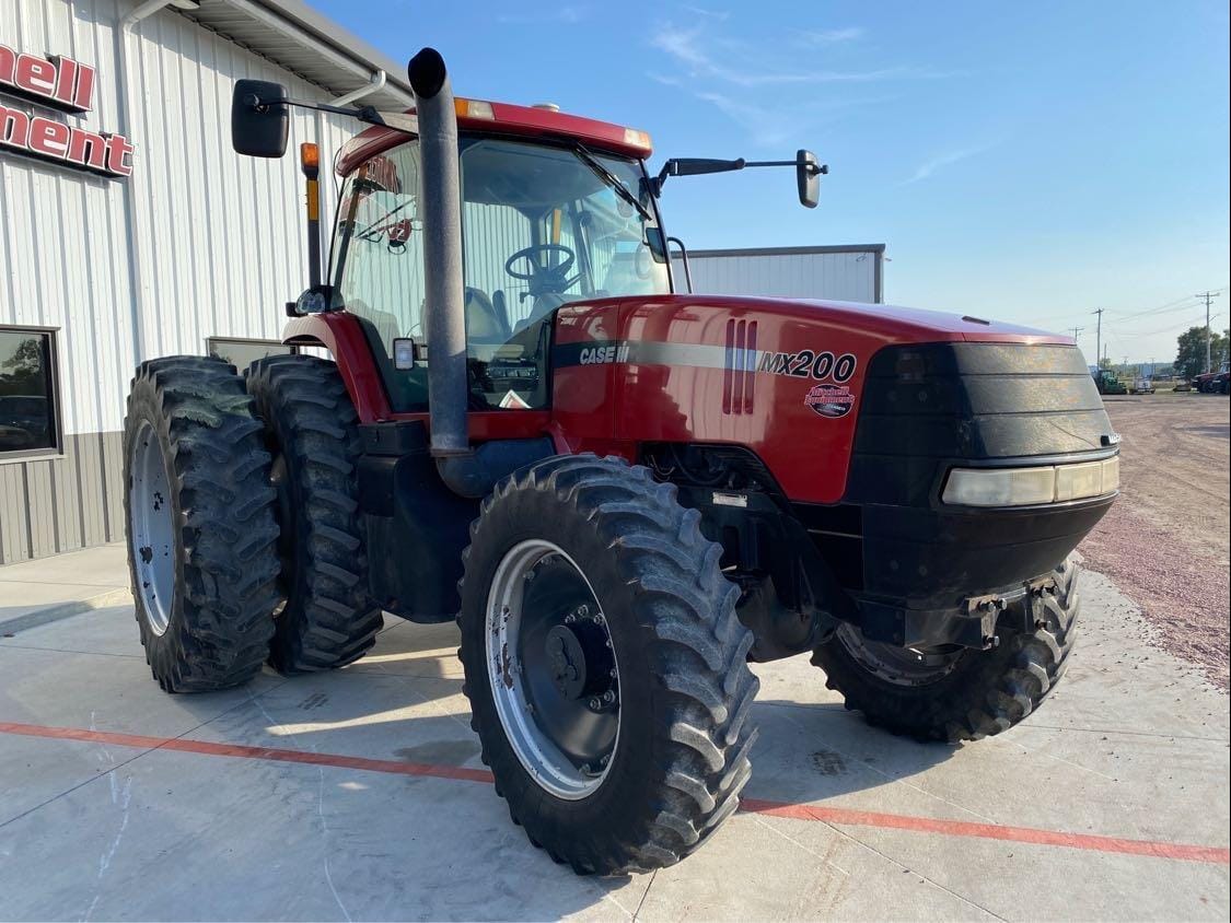 Main image Case IH MX200