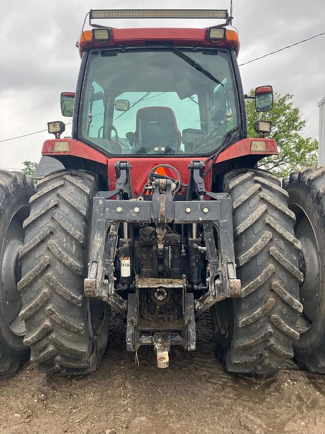 Image of Case IH MX200 equipment image 4