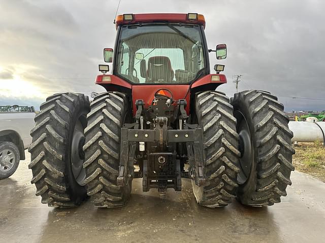 Image of Case IH MX200 equipment image 2