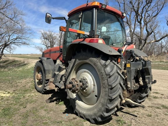 Image of Case IH MX200 equipment image 4