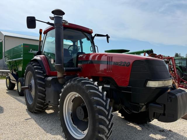Image of Case IH MX220 equipment image 2