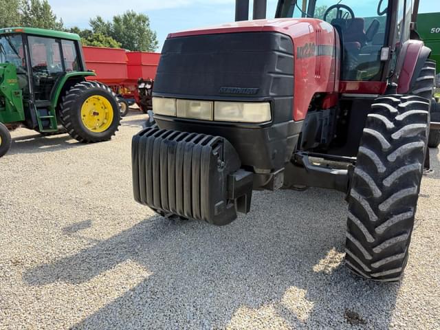 Image of Case IH MX220 equipment image 1