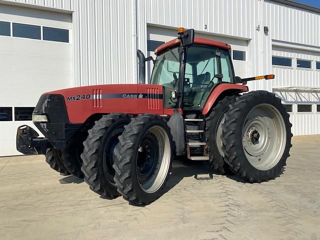 Image of Case IH MX240 Image 0