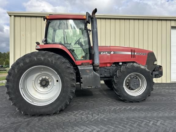 Image of Case IH MX240 equipment image 3