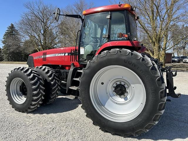 Image of Case IH MX240 equipment image 4