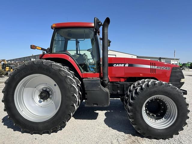 Image of Case IH MX240 equipment image 3