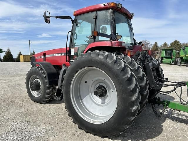 Image of Case IH MX240 equipment image 4