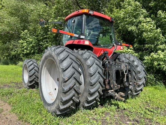 Image of Case IH MX240 equipment image 1