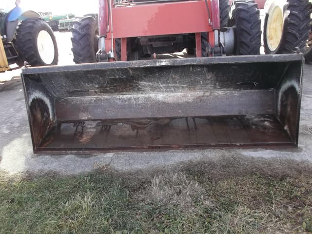 Image of Case IH MX270 equipment image 2