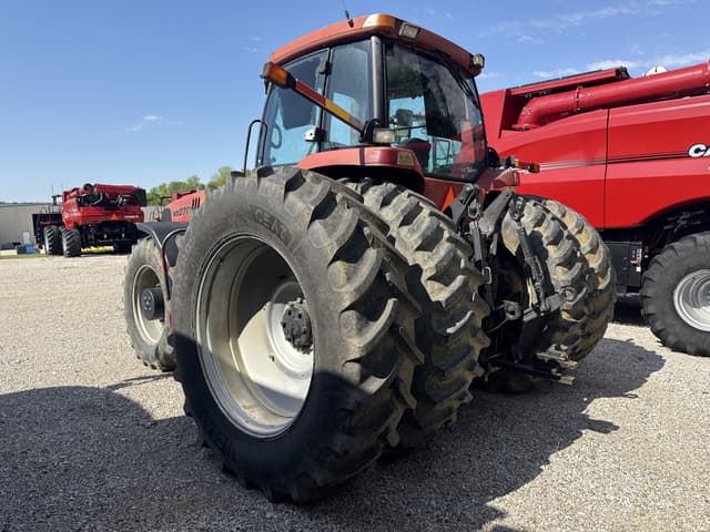 Image of Case IH MX270 equipment image 4
