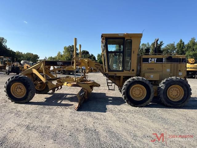 Image of Caterpillar 120H equipment image 4