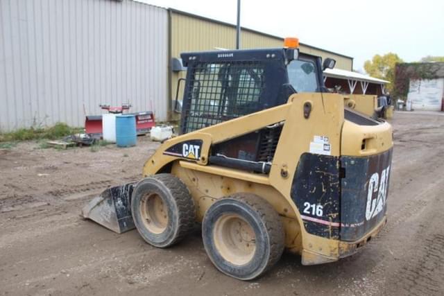 Image of Caterpillar 216 equipment image 1