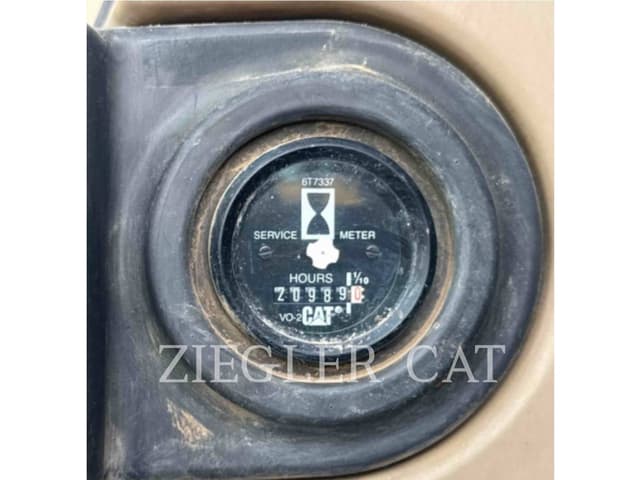 Image of Caterpillar 320CL equipment image 4