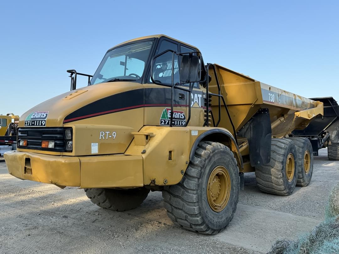 Image of Caterpillar 730 Primary image